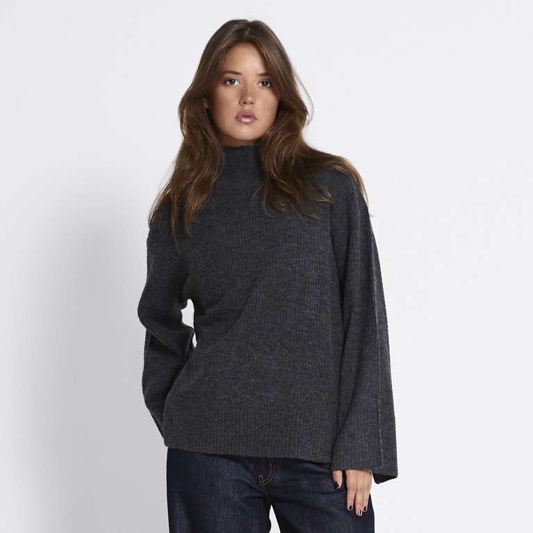 Rib-knit turtleneck sweater "Minny"